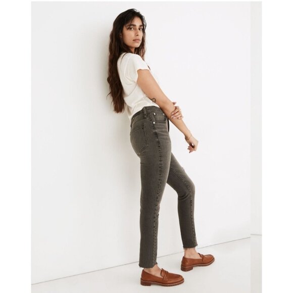 NEW Madewell Perfect Vintage Distressed Black Stretch Denim High-Rise Mom Jeans - Picture 2 of 14